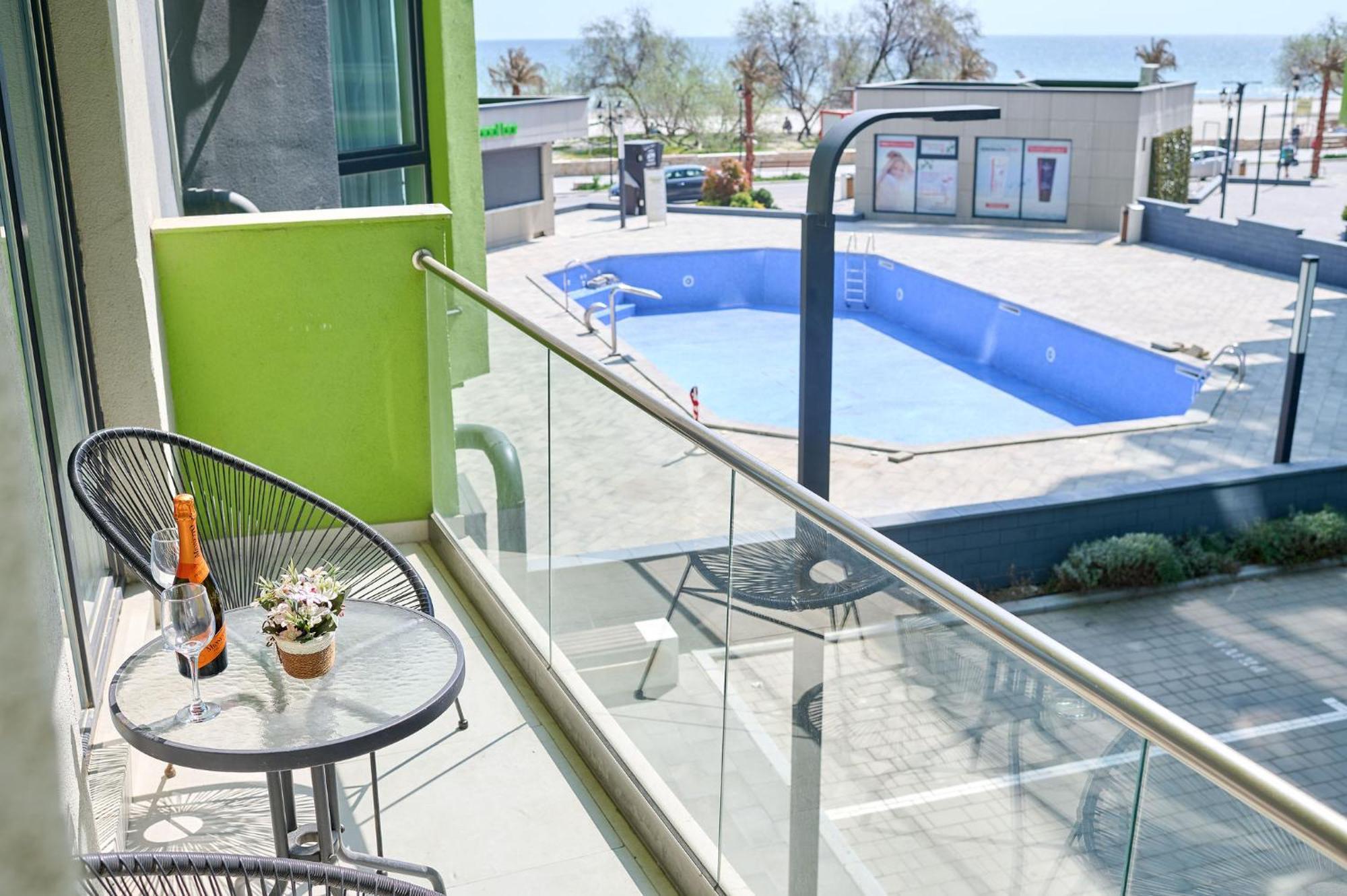 Maya Apartment- Spa N Pools Beach Resort Mamaia Εξωτερικό φωτογραφία